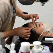 Làm đẹp lông mày và mắt khởi sắc trong "thời đại khẩu trang"